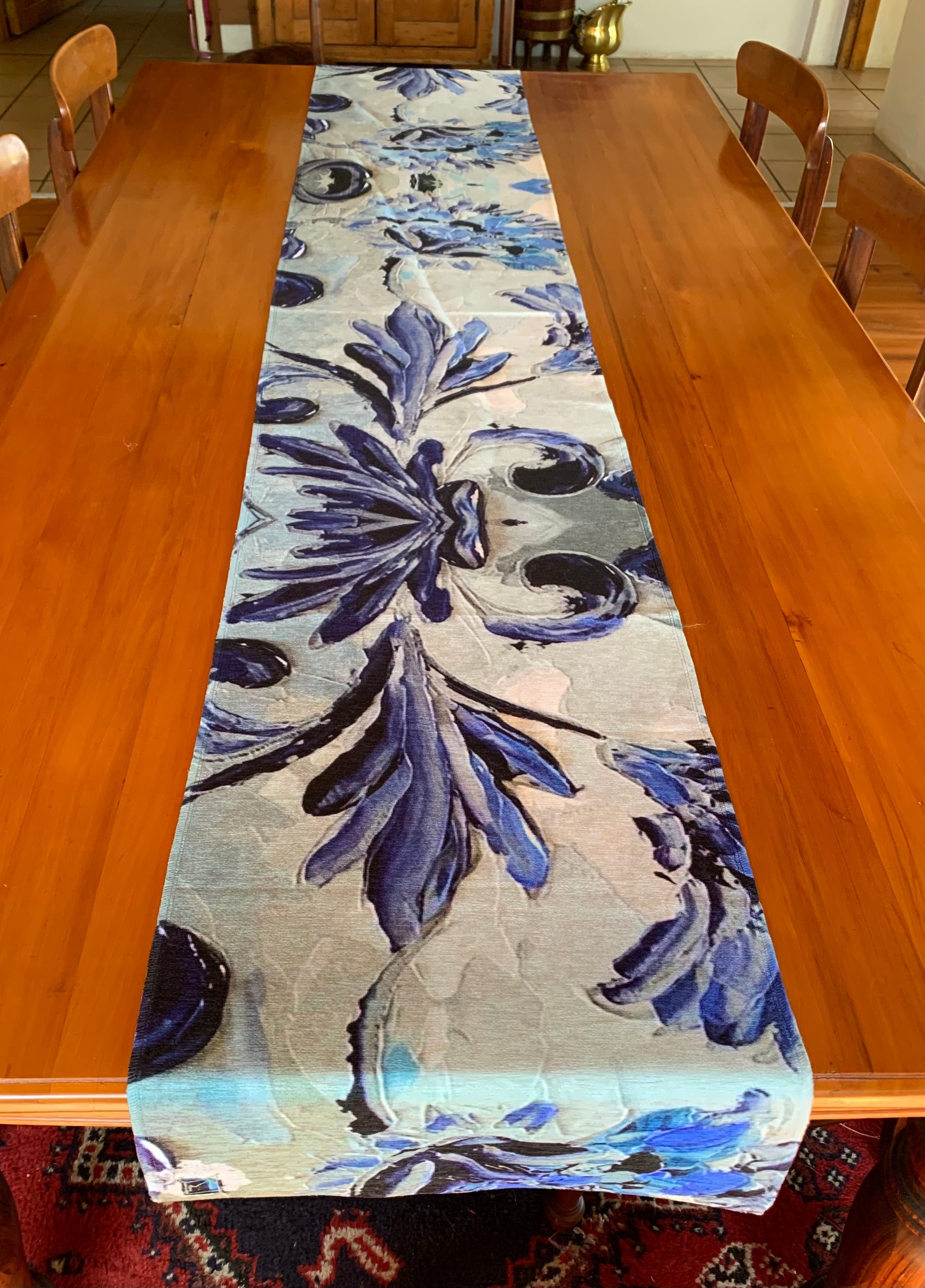 Table Runner - Delft pattern